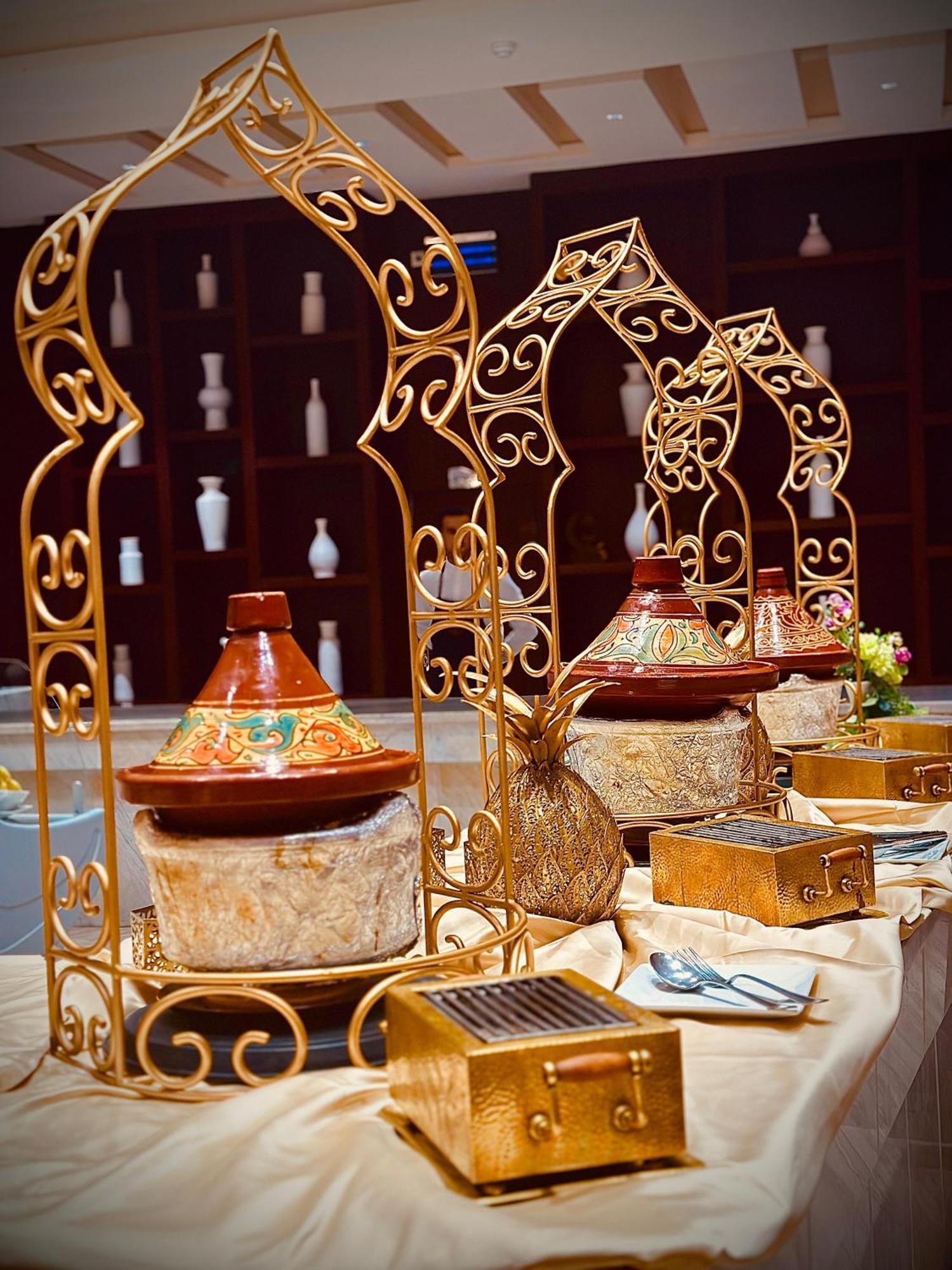 Waves Aqua Resort Κενίτρα Εξωτερικό φωτογραφία A Tajine